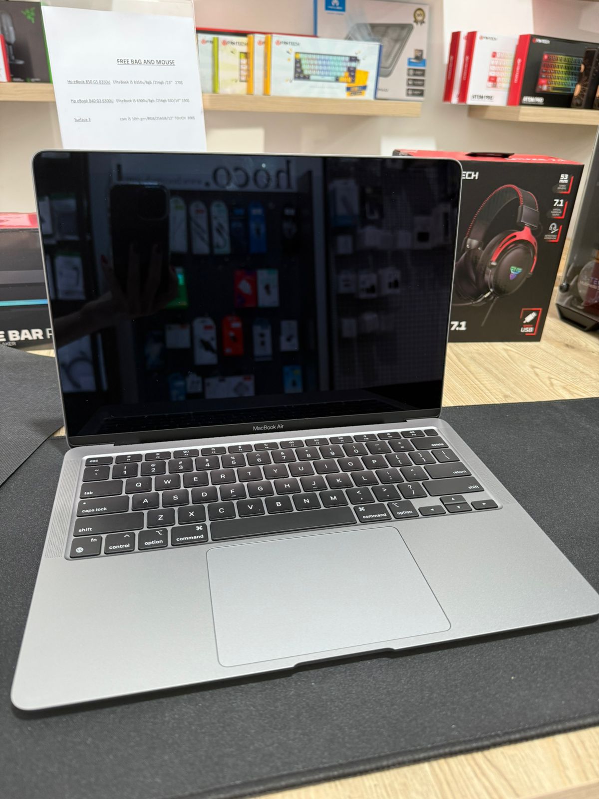 APPLE MACBOOK AIR M1 13'' (USED-LIKE NEW)