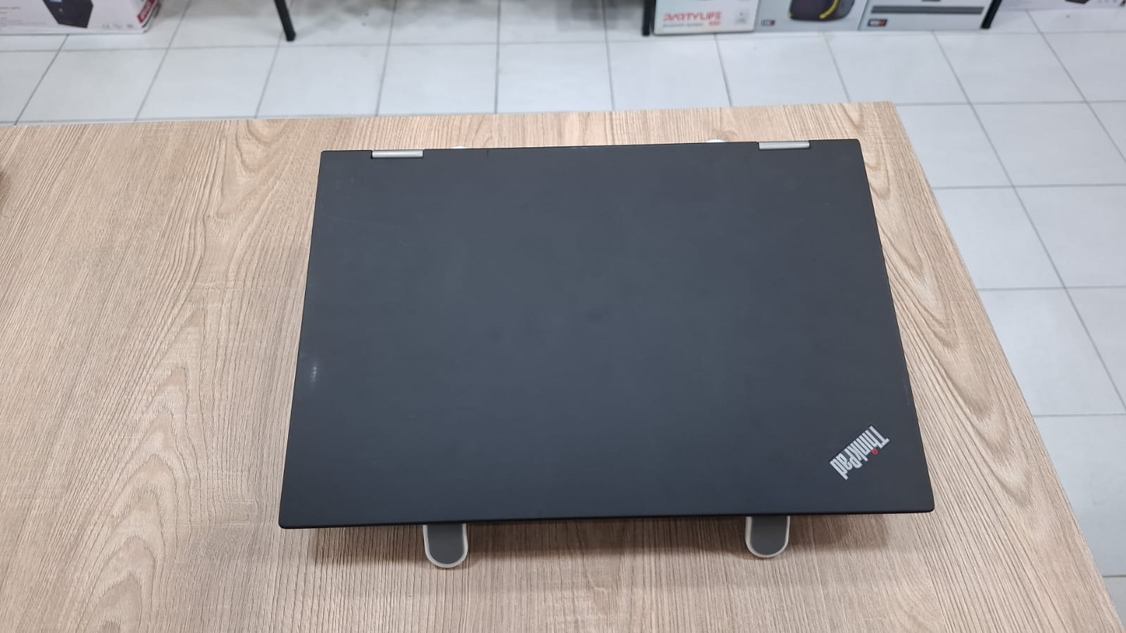 LENOVO THINKPAD GEN 2 used